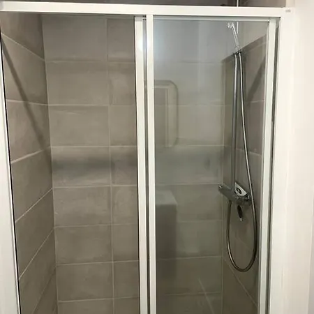- Centre Apartment *